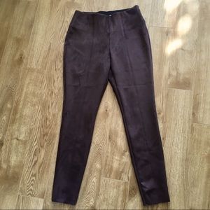 NYGARD LUXE "Suede Look"  Women’s Body Shaping Leggings in Chocolate.